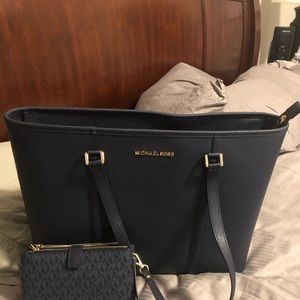 Michael Kors large bag and matching wristlet